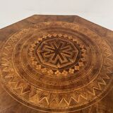Octagonal pedestal table in marquetry, Italy, 19th century