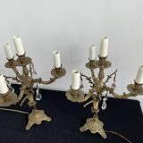 Paire de girandoles, candélabres, bronze, putti, cristal, 4 feux, pampilles, fin XIXème