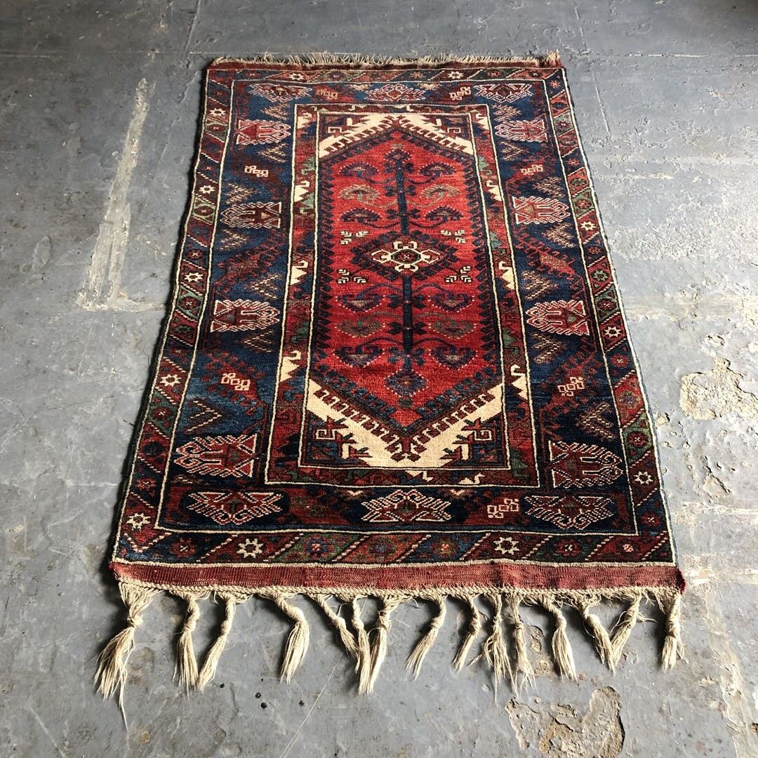 Old oriental carpet 113x179
