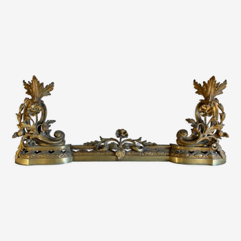 Barre de chenets de style Louis XV en bronze extensible