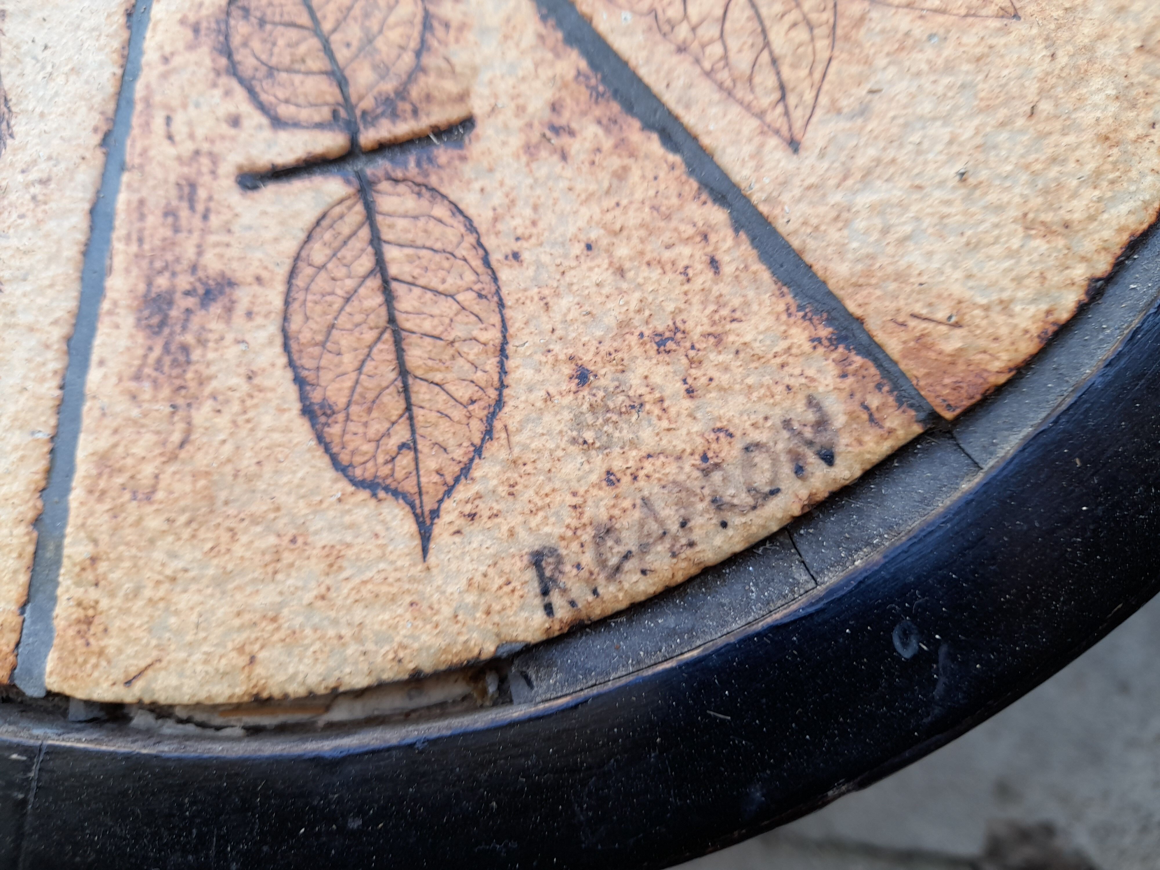 Coffee table signed Roger Capron model Garrigue