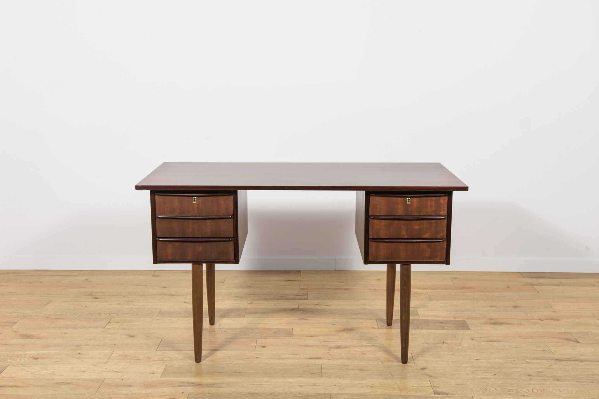 Mid-Century Compact Freestanding Desk, Denmark, 1960s