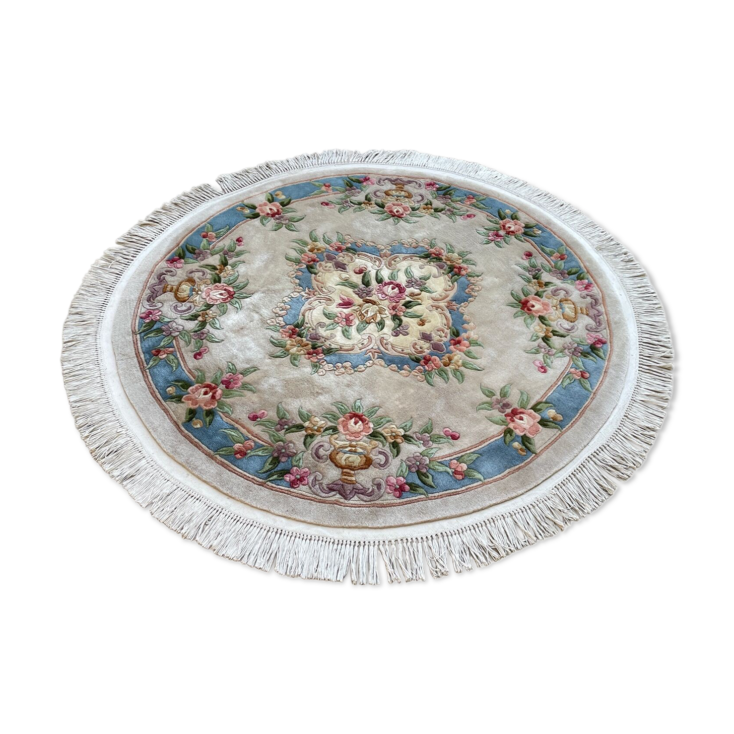 Vintage Chinese carpet round diam 180cm