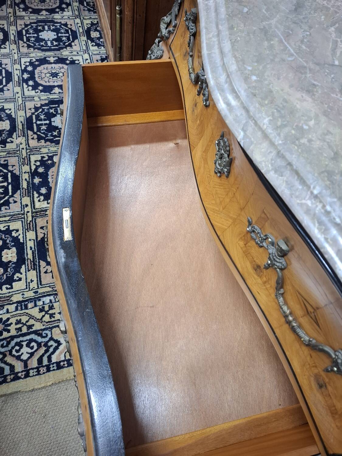 Louis XV style chest of drawers