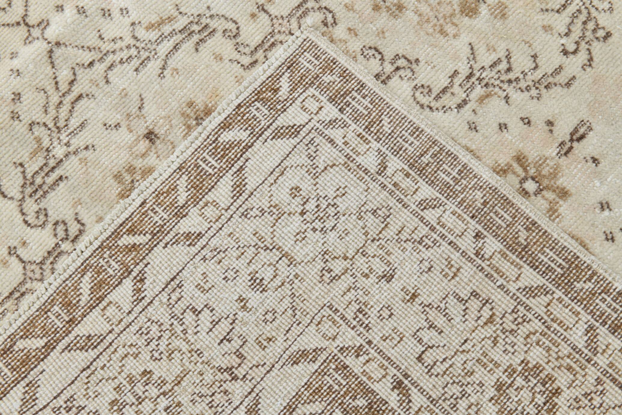 7x10 Floral Cream & Brown Vintage Rug, 212x317Cm