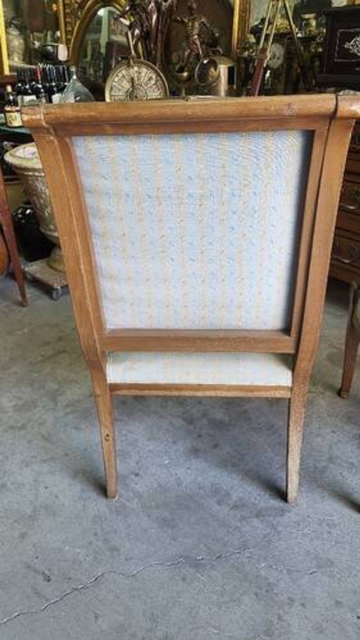 Pair of walnut armchairs in Empire style, Egyptian revival.
