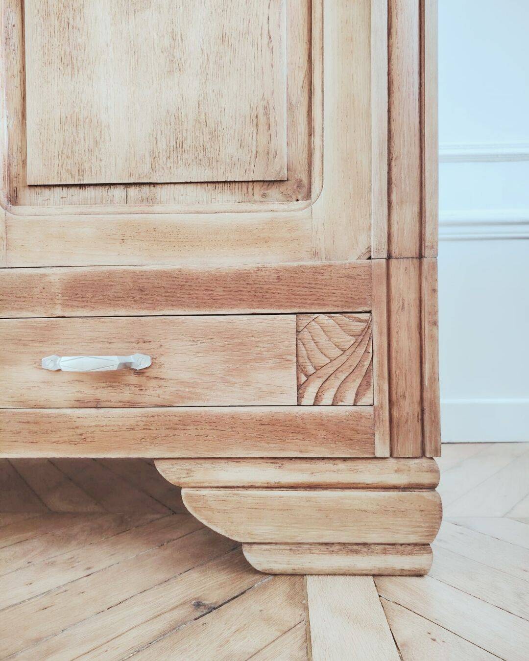 Art Deco carved wood wardrobe with 2 doors and 1 mirror, renovated