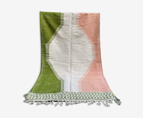 Tapis berbère Kilim Zanafi moderne coloré vert rose crème