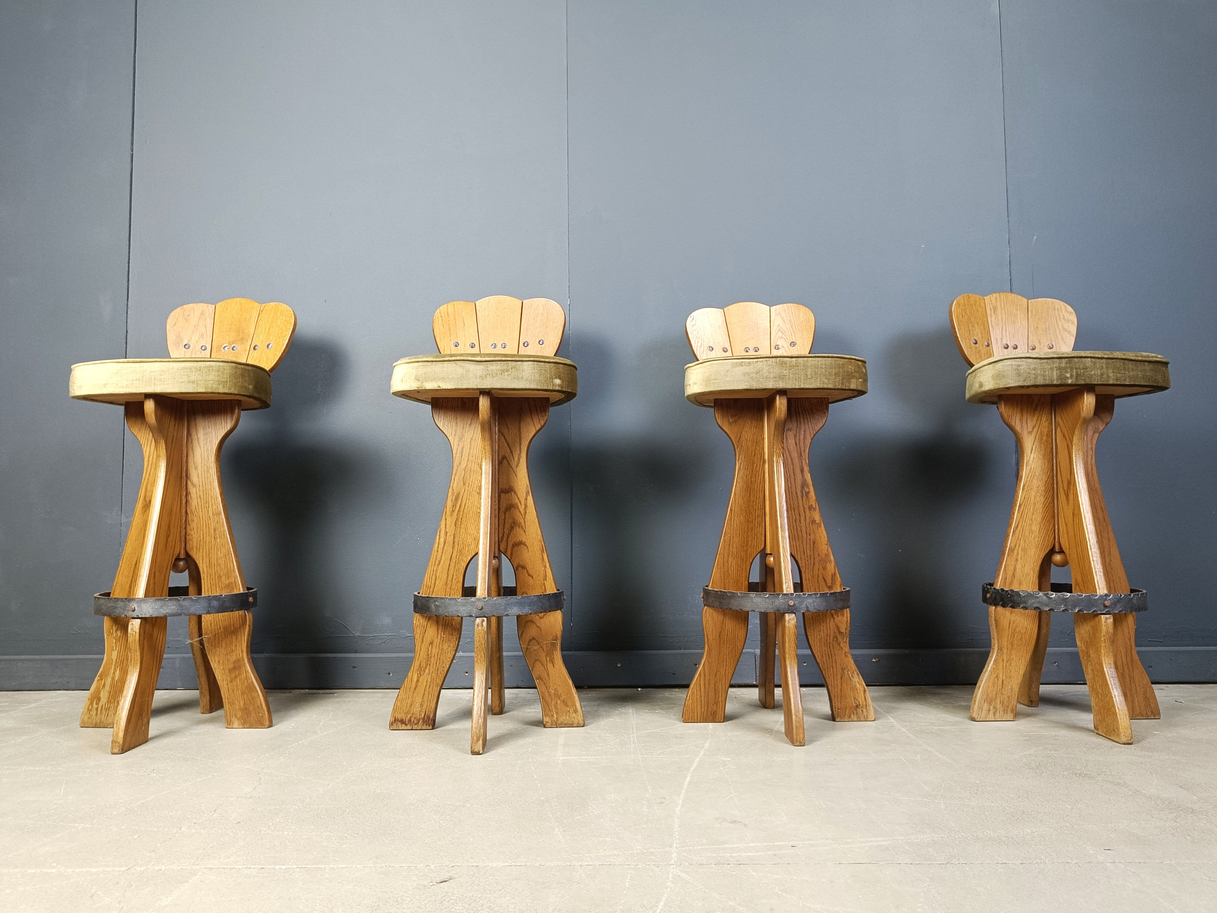 Set of 4 vintage brutalist bar stools, 1960s