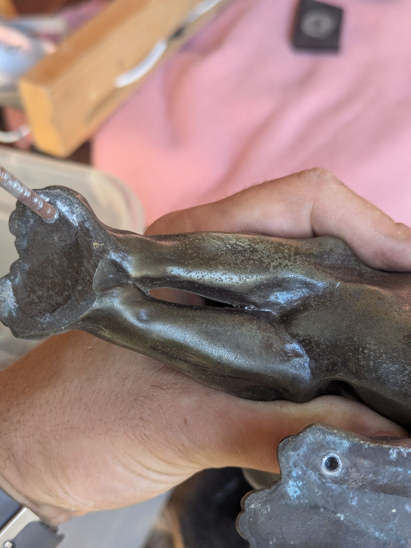 Art Deco Panther in patinated cast iron on a base of onyx and black marble