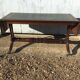 Table basse dessus cuir