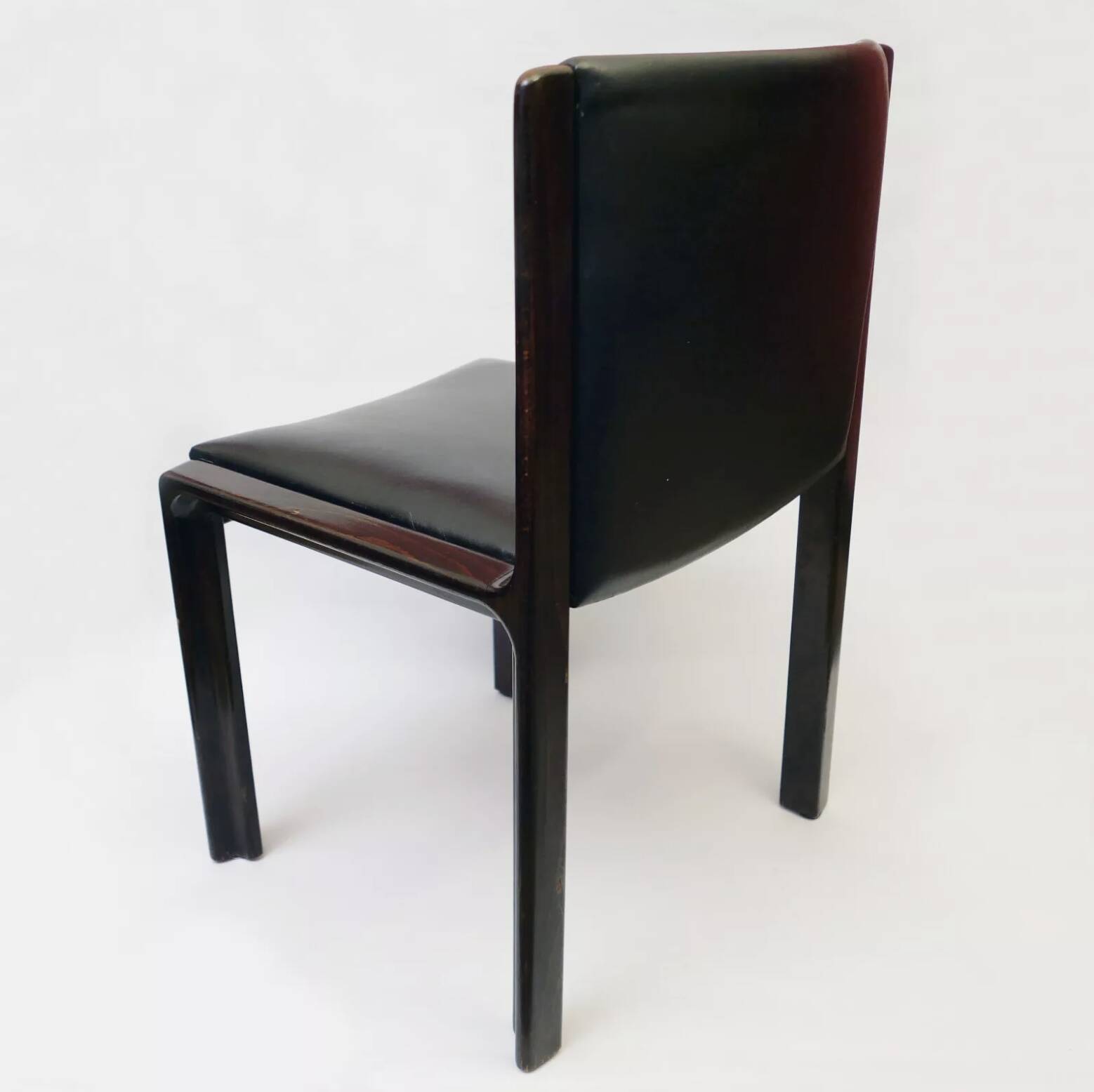 Chaise design scandinave  1960 en palissandre et cuir vintage des années 70