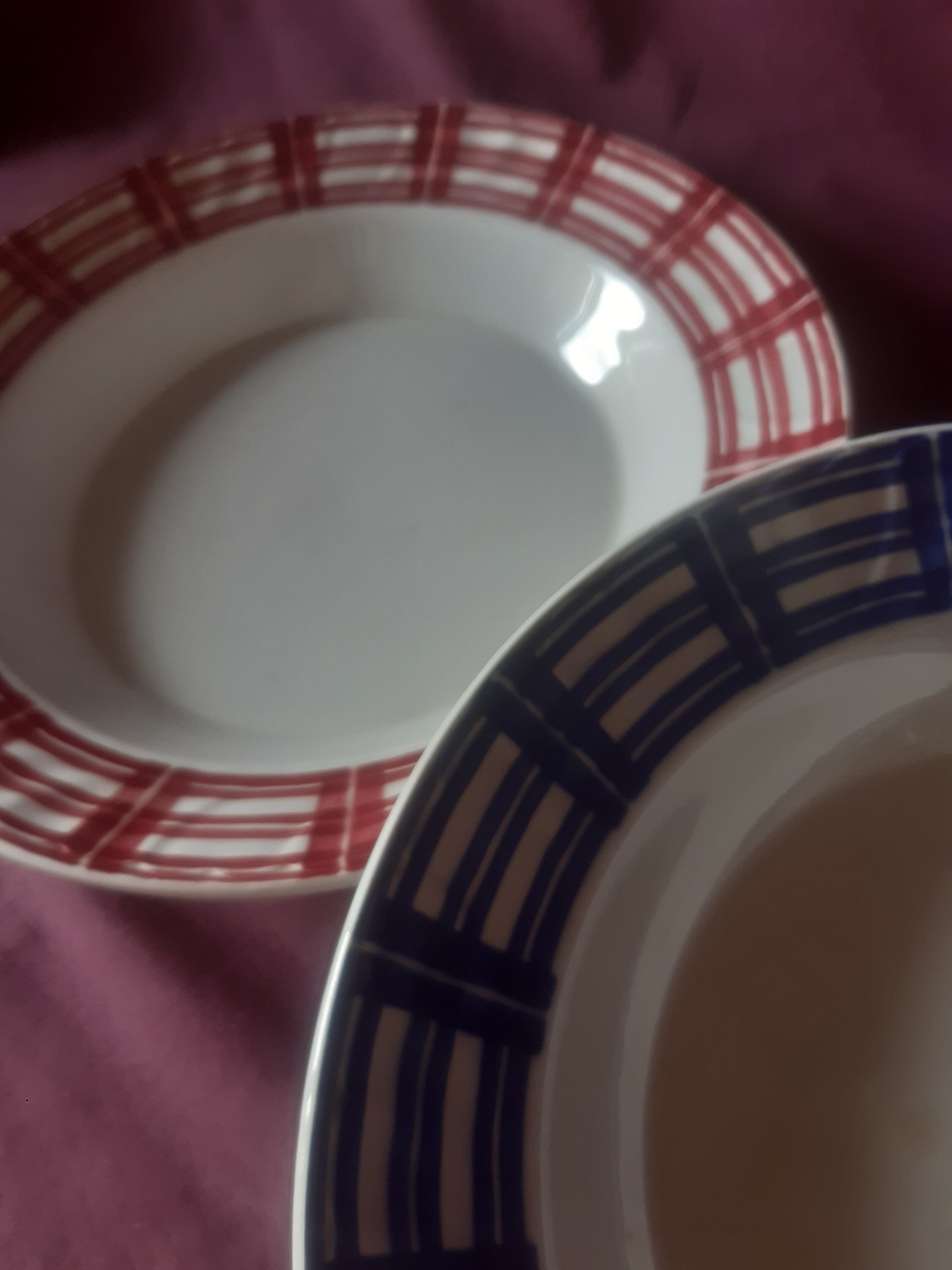 2 vintage serving dishes