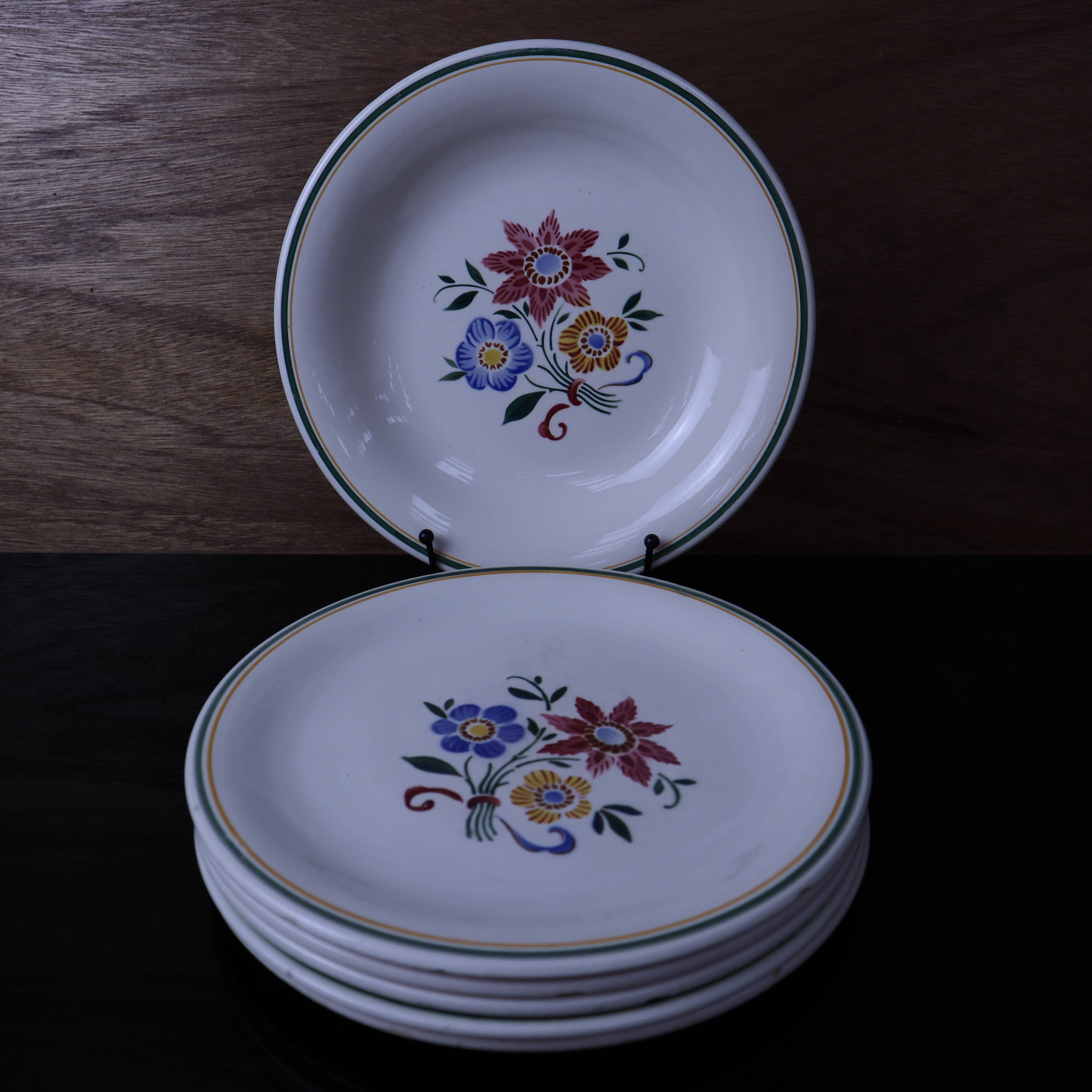 5 flat plates and 1 deep plate Sarreguemines "Dole"