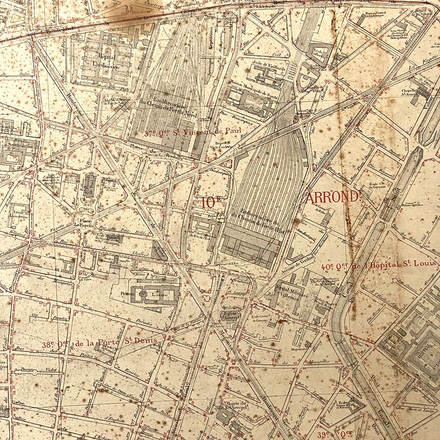 Old cardboard map of Paris - 9th and 10th Arrondissement