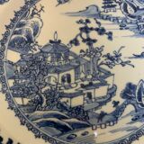 Chinese plate inspired by the company of the Indies family white blue late nineteenth century