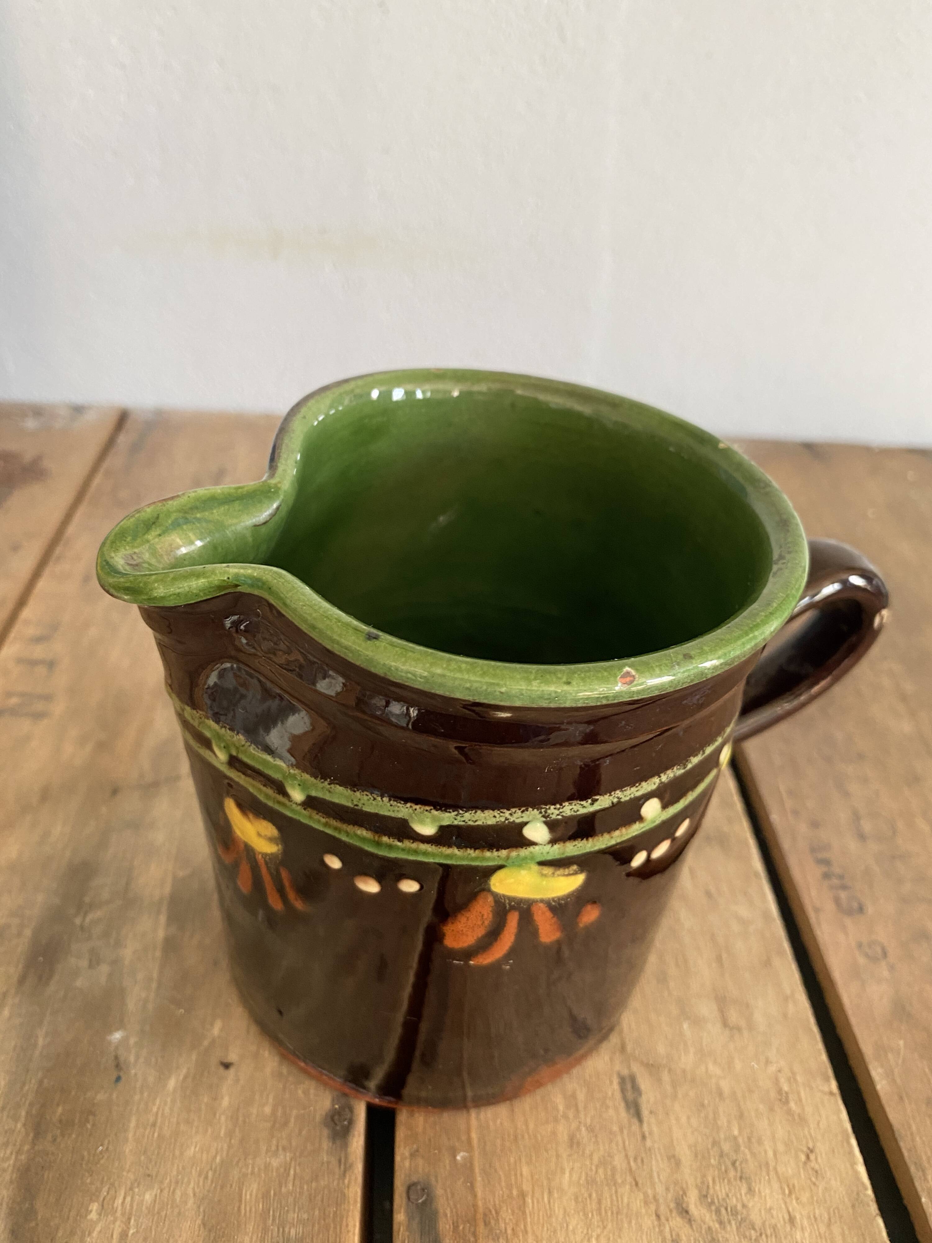 Ceramic pot 1900, Savoie