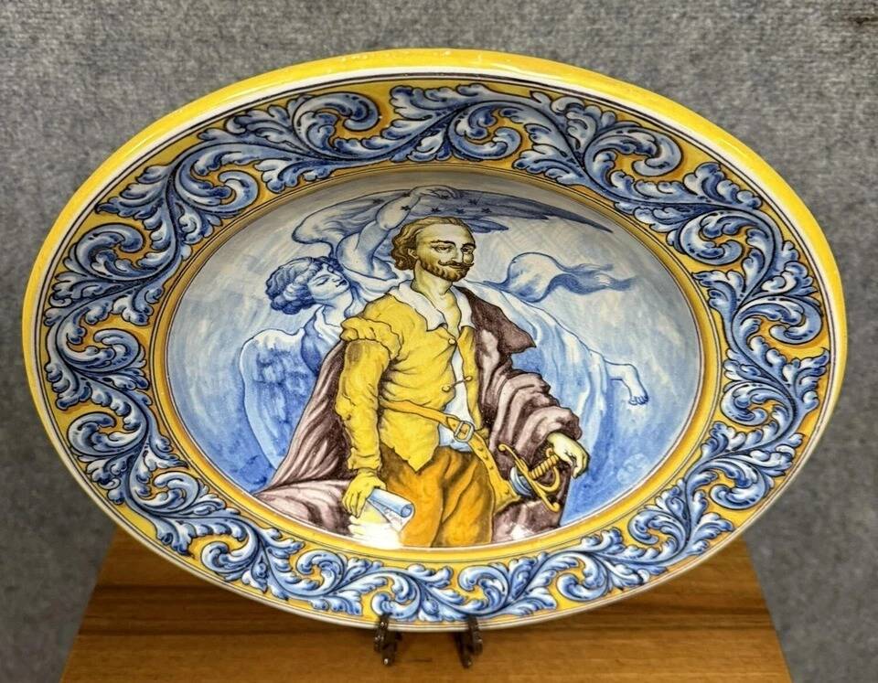 Talavera earthenware, Spain: large dish decorated with a mythological scene