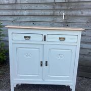 Buffet ancien relooké – esprit campagne chic / vintage