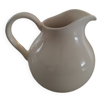 Pitcher