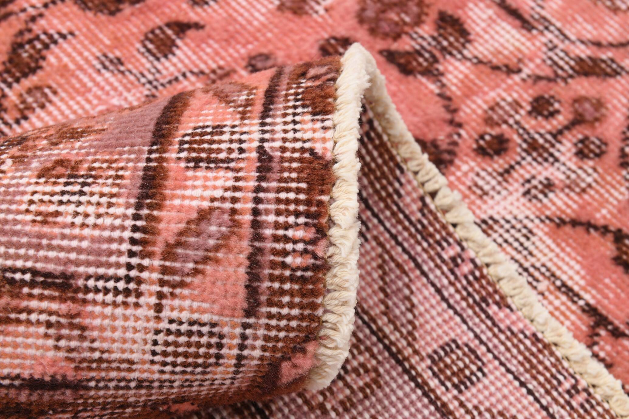 Pibk & Red Floral Pattern Vintage Rug, 207x297Cm