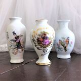 Set of 3 porcelain vases