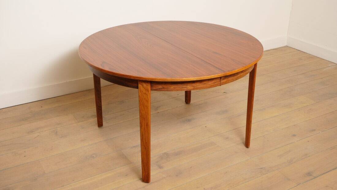 Vintage round dining table | Rosewood | Extendable