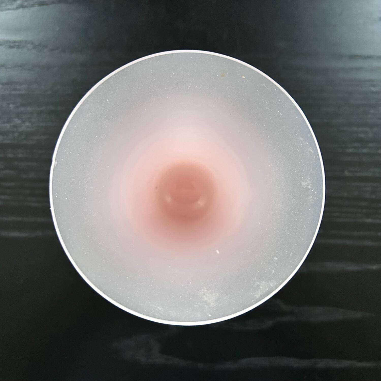 Vase en opaline rose