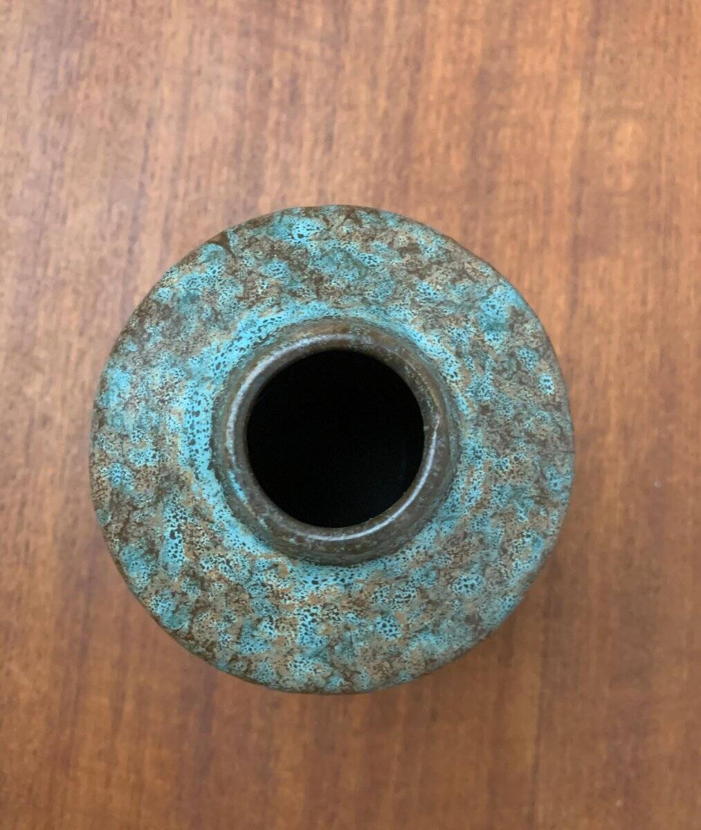 East German pottery vase from the mid-century by Strehla Keramik.