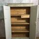 Armoire patine vieillie grège