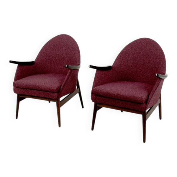 Ensemble de fauteuils par Julia Gaubek