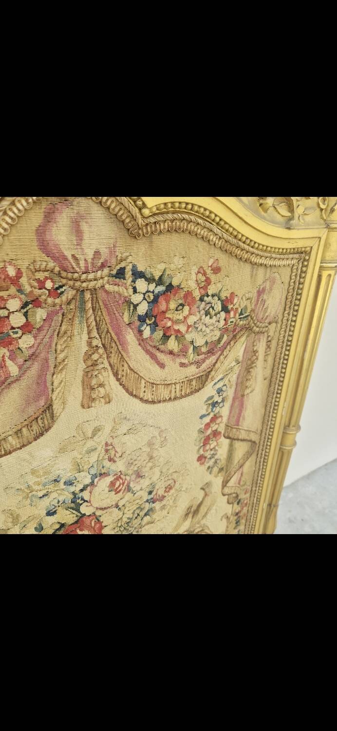 Louis XVI period 18th century fireplace screen in gilded wood