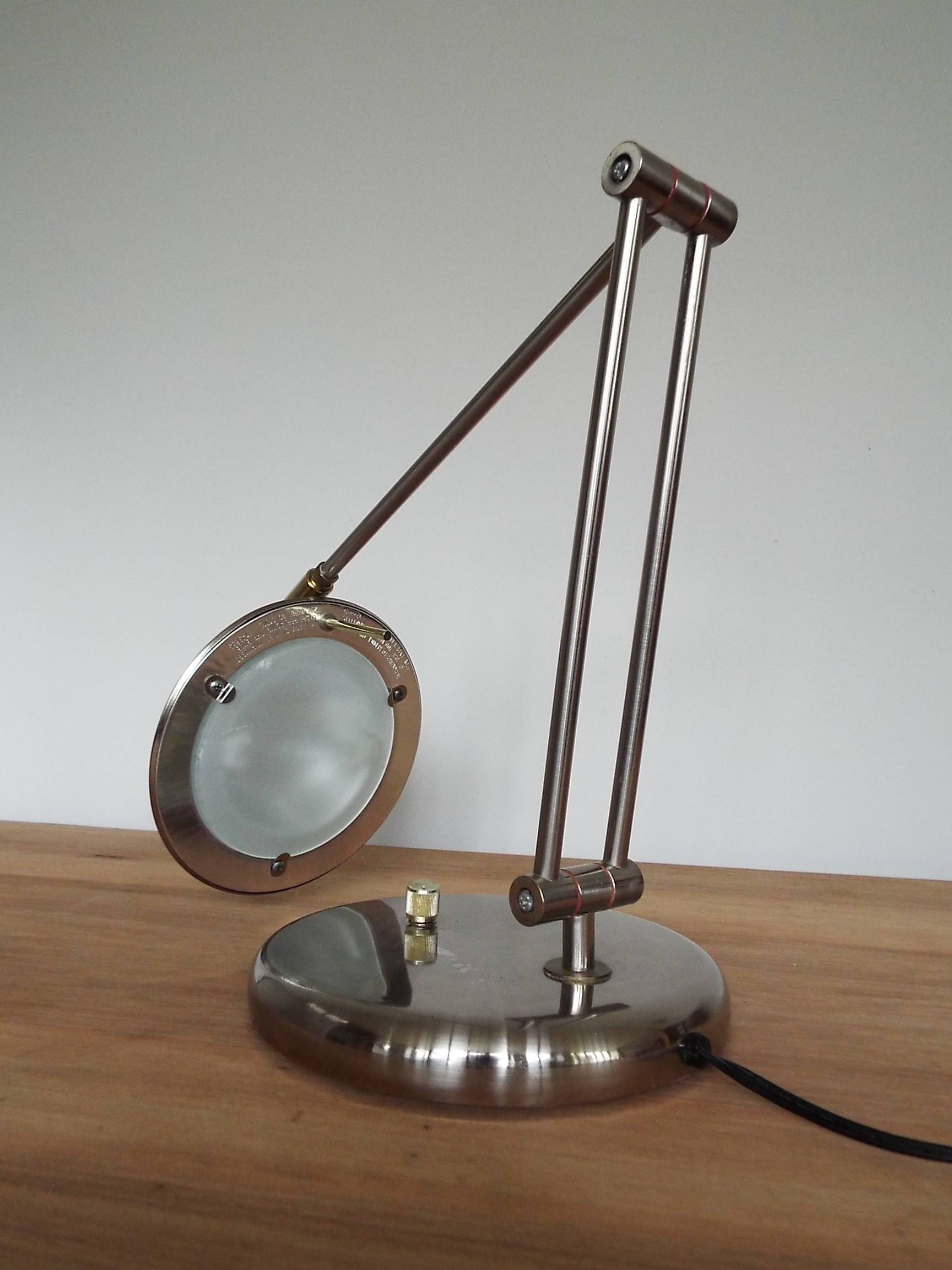 Tensor articulated desk lamp