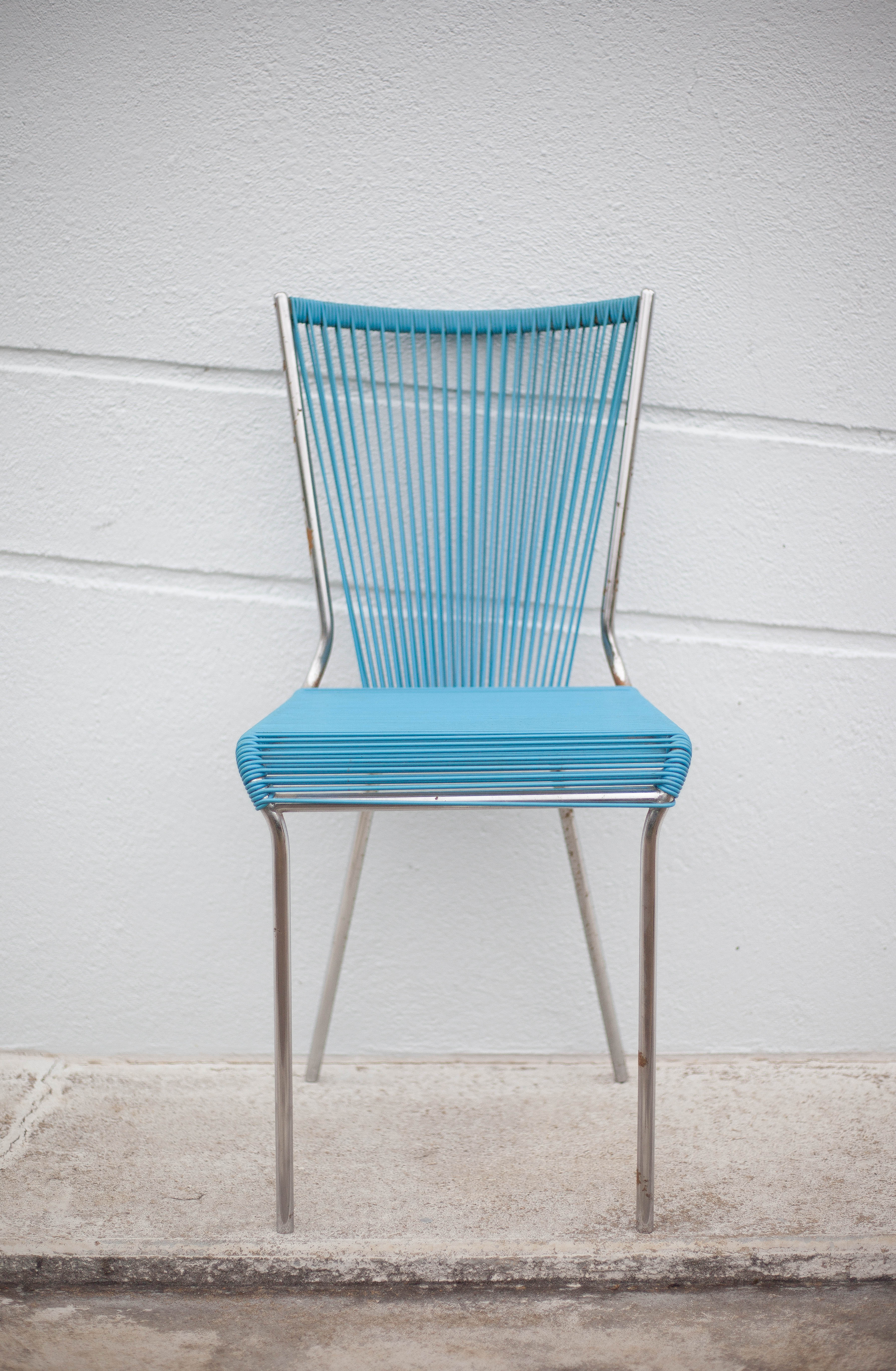 Vintage blue scoubidou chai