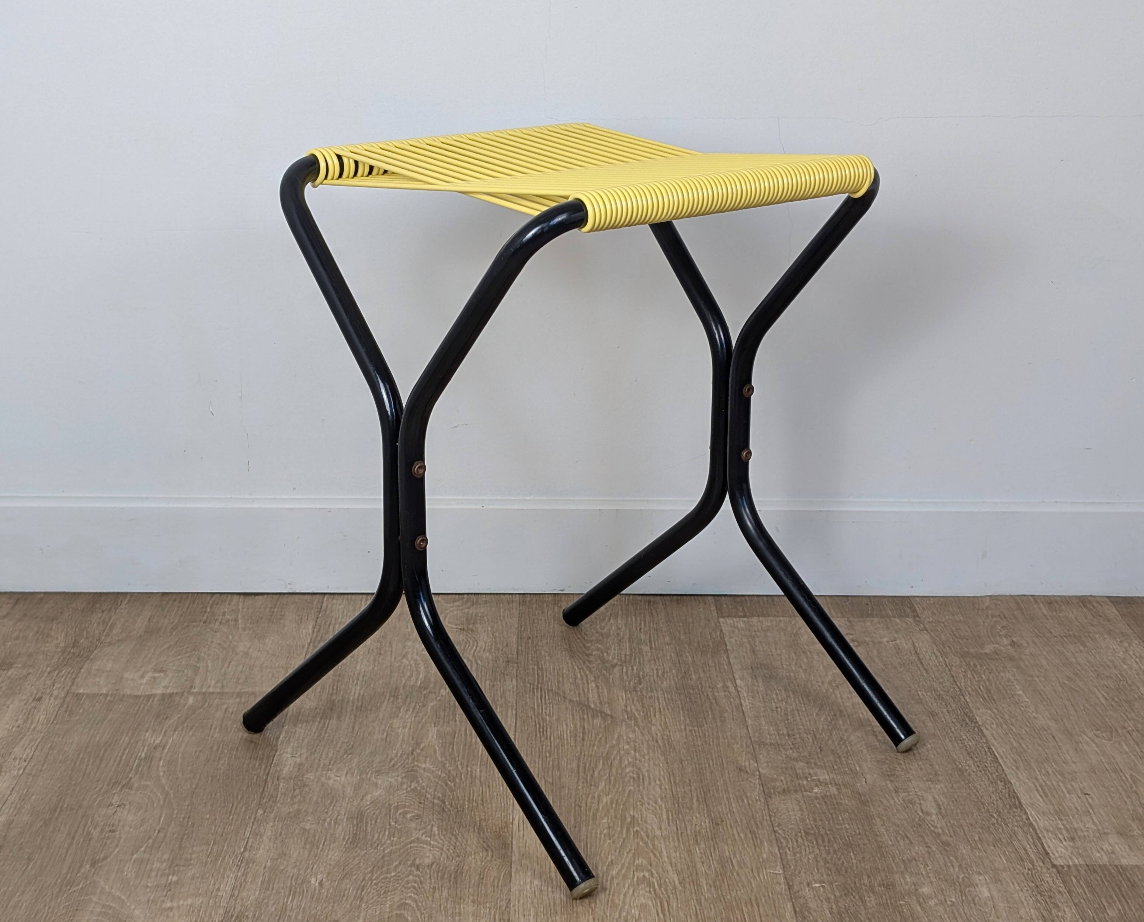 Vintage Scoubidou Stool