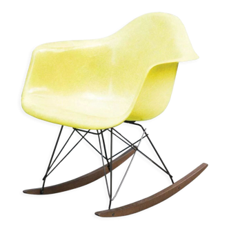 Rocking chair Lemon Yellow by Charles & Ray Eames - Herman Miller-1970