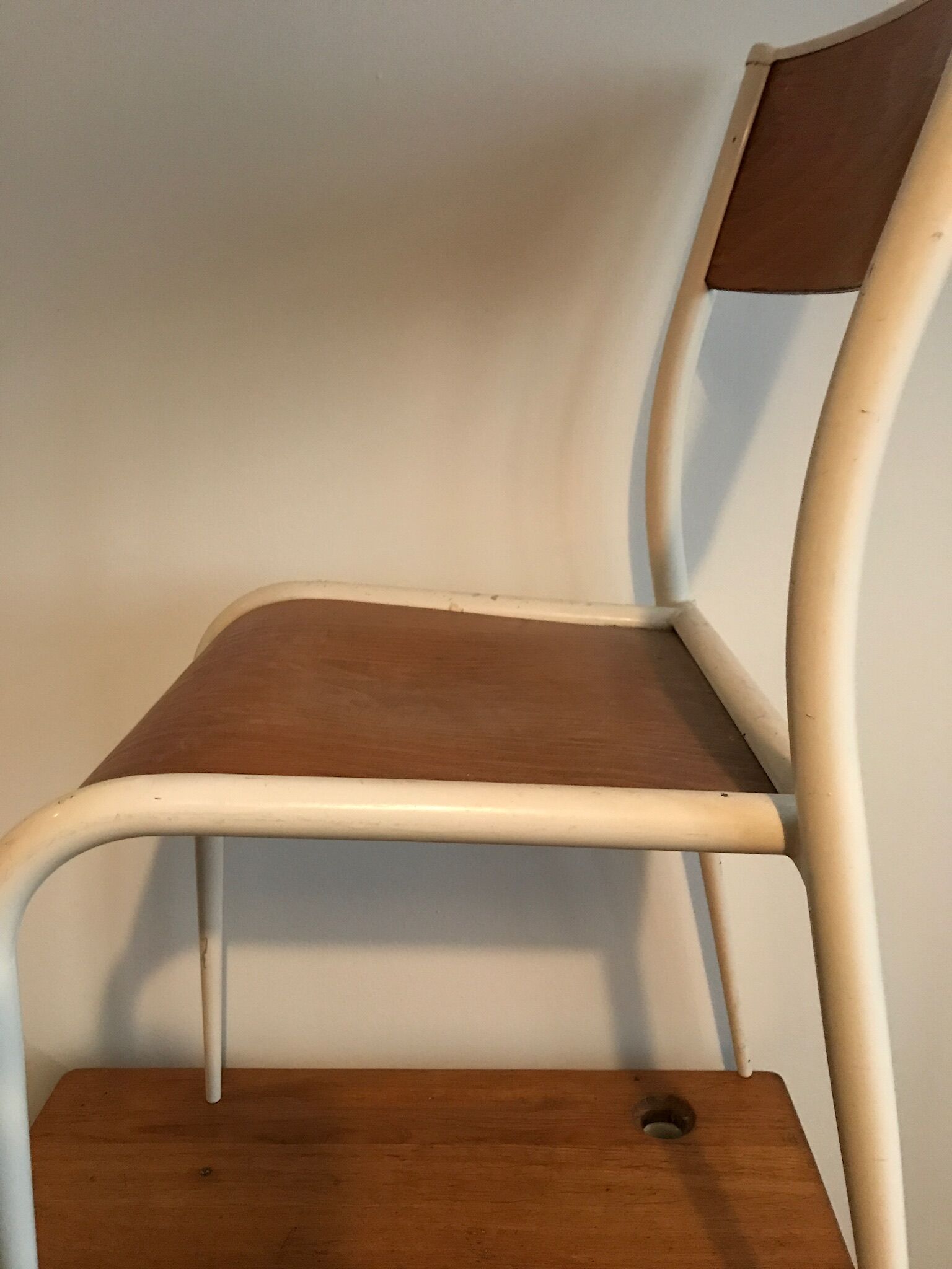 Desk and Chair mullca