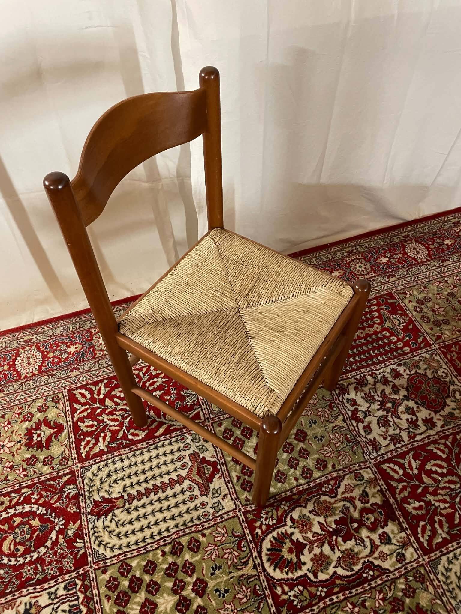 36 chaises vintage en hêtre et paille – Vente par lots – Grande série