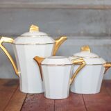 Art Deco porcelain tea service from Limoges, sugar bowl and milk jug, kitchen.