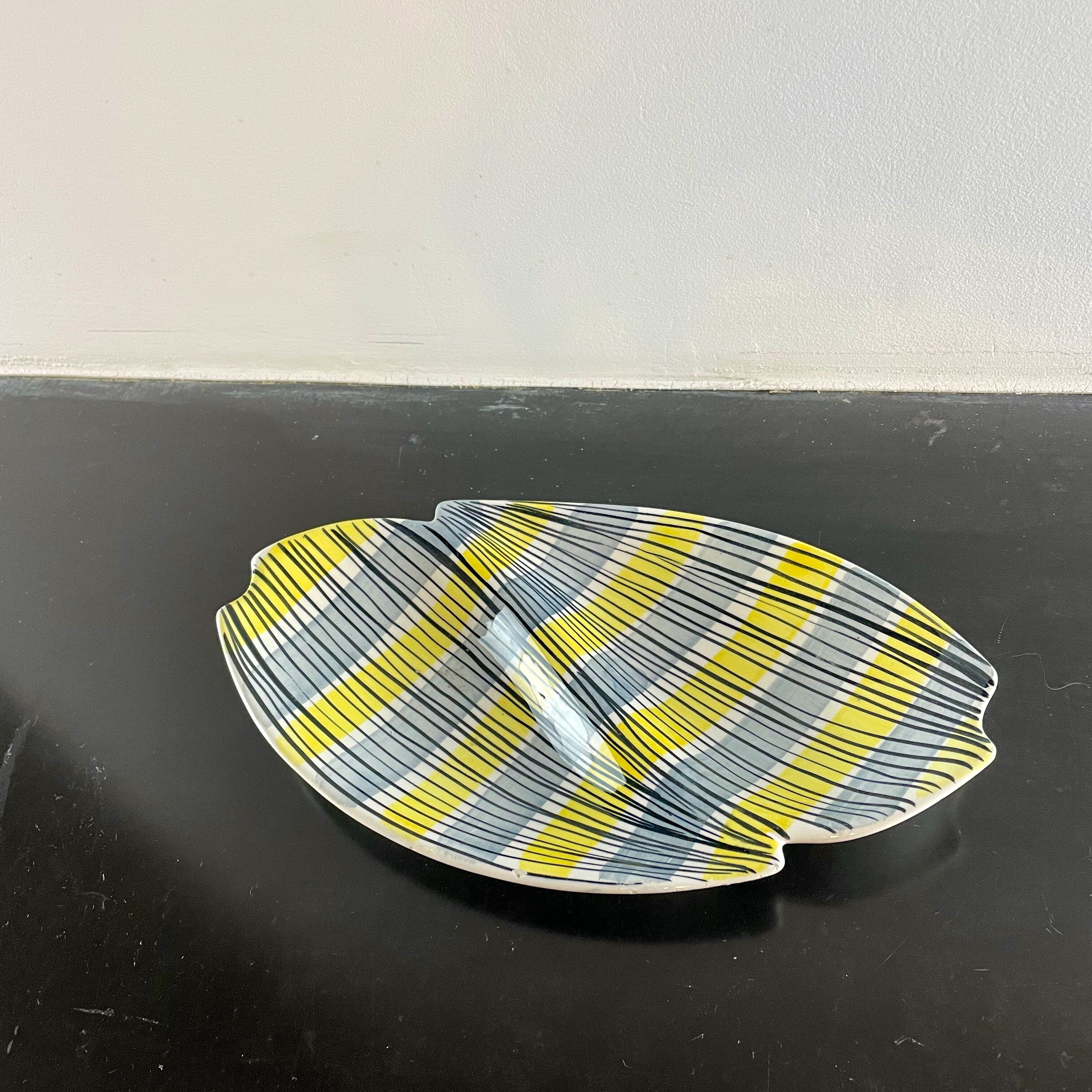 Ceramic pocket vacuum