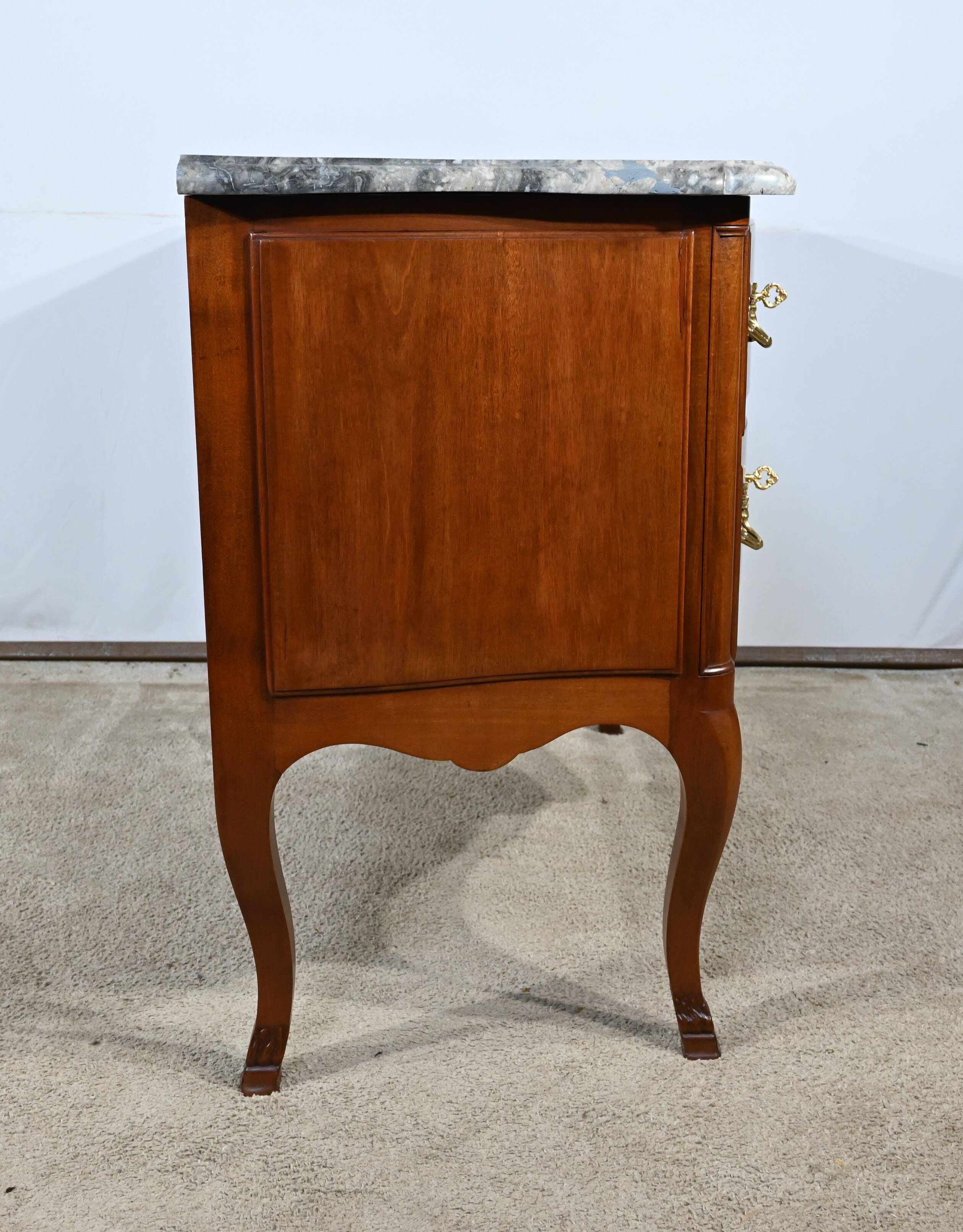Sauteuse chest of drawers in solid mahogany, Louis XV style – Late 19th century