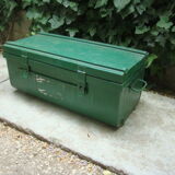 Old iron carrier malle