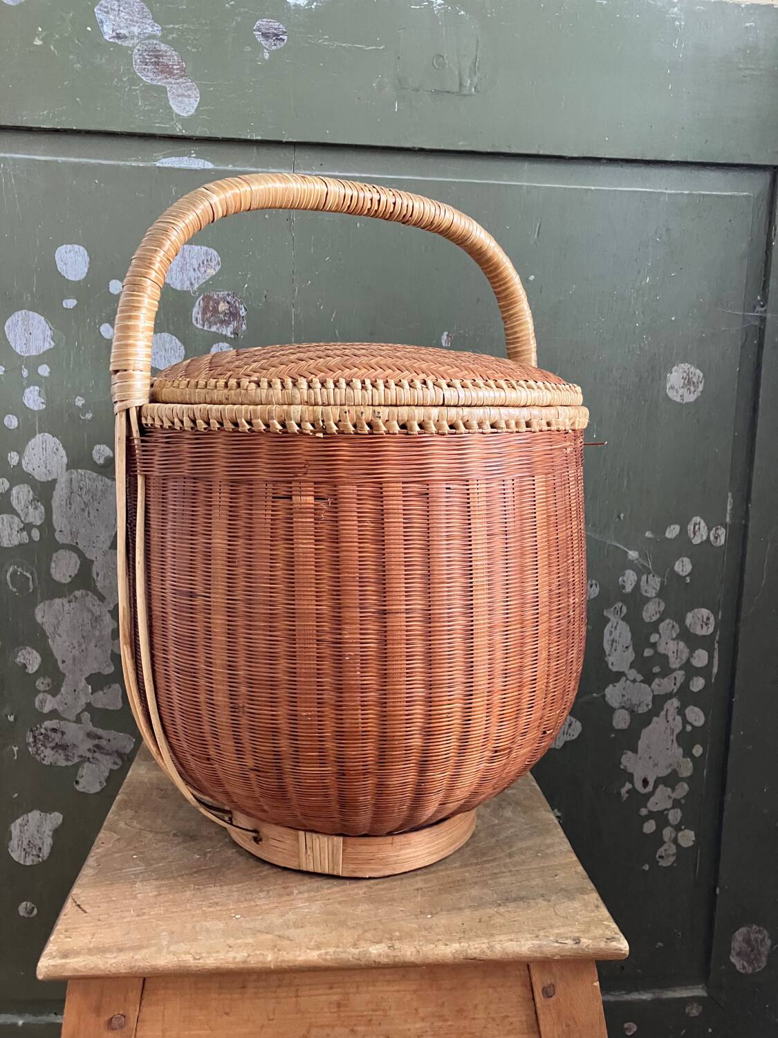 Wicker basket
