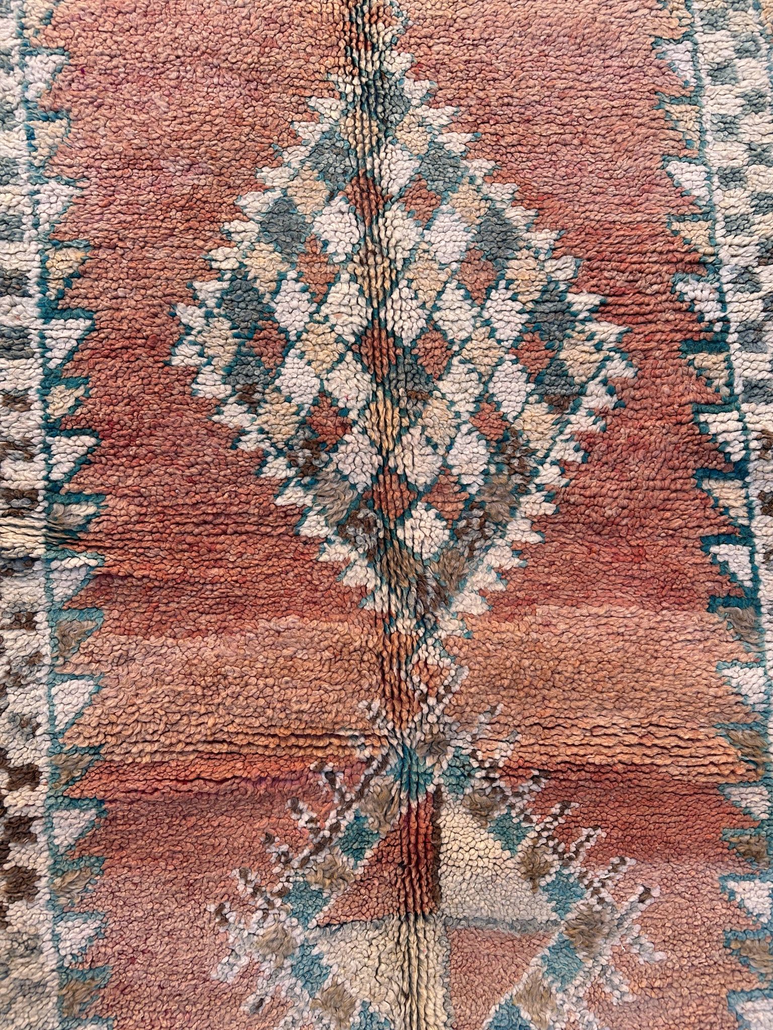 Tapis Marocain Boujad rose et Blue -124 x 248 cm