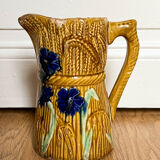 Decorative water decanter in painted ceramic