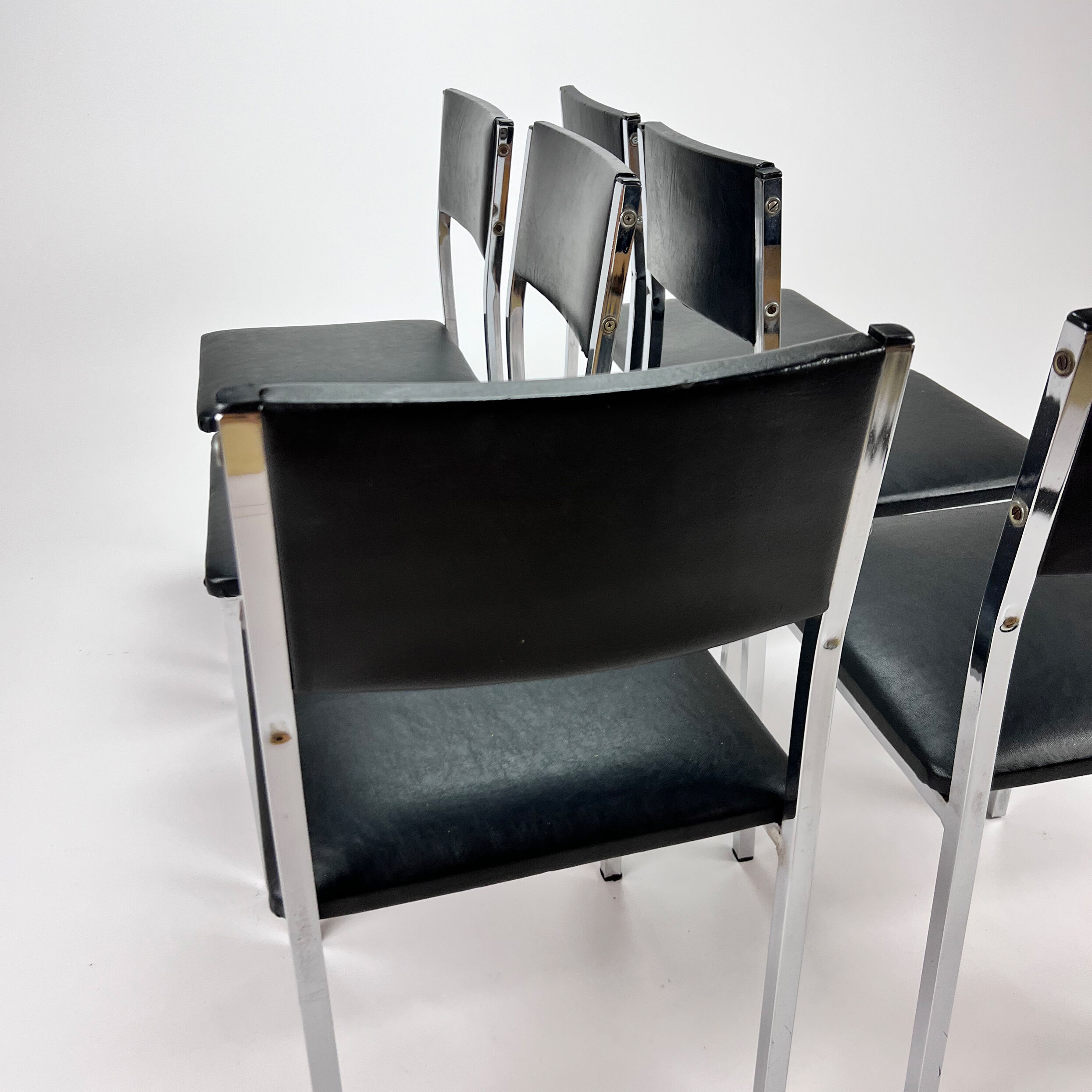 Set of 6 belgium chrome and skai dining chairs, 1960s