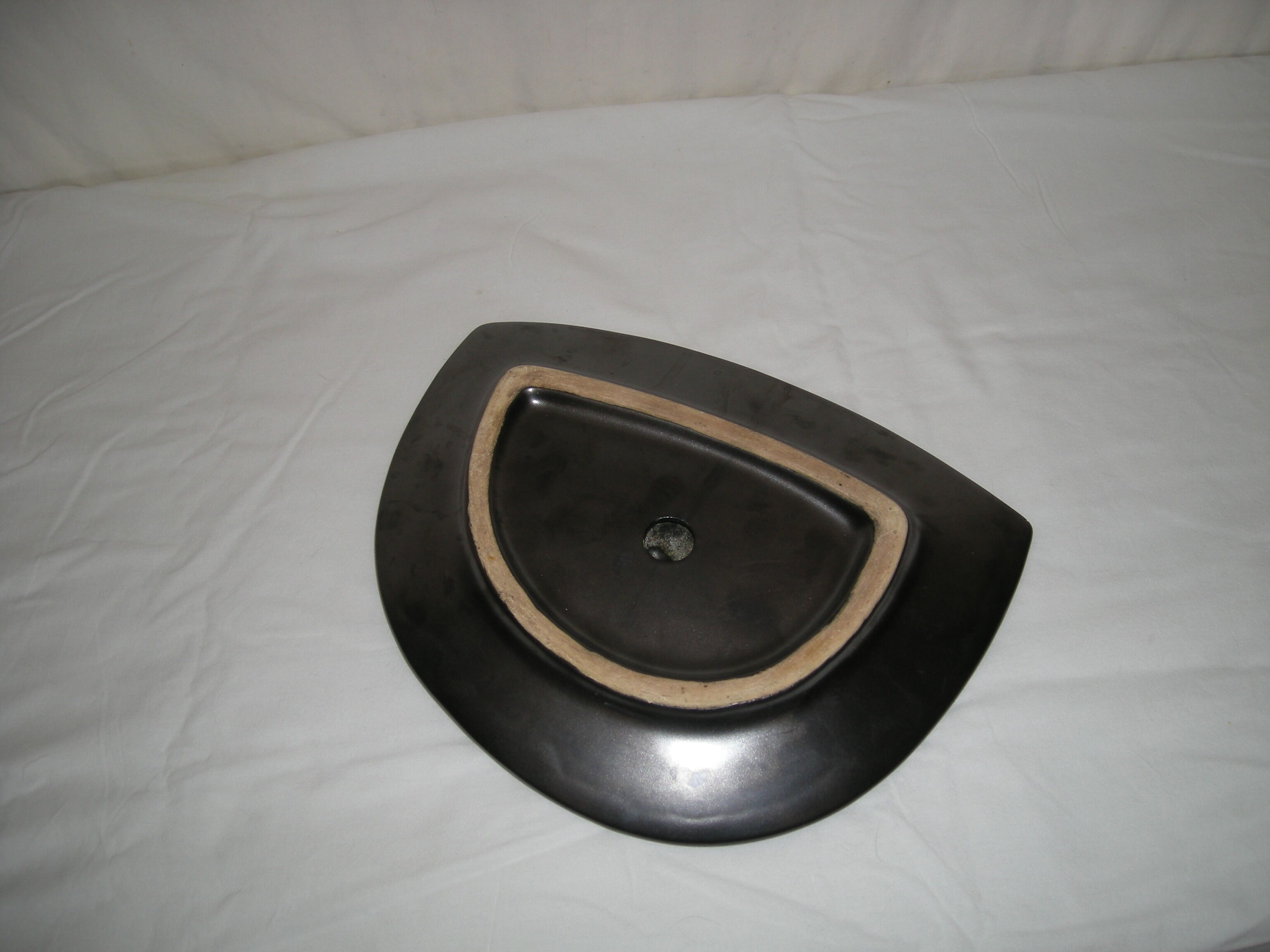 Plat en céramique années 50