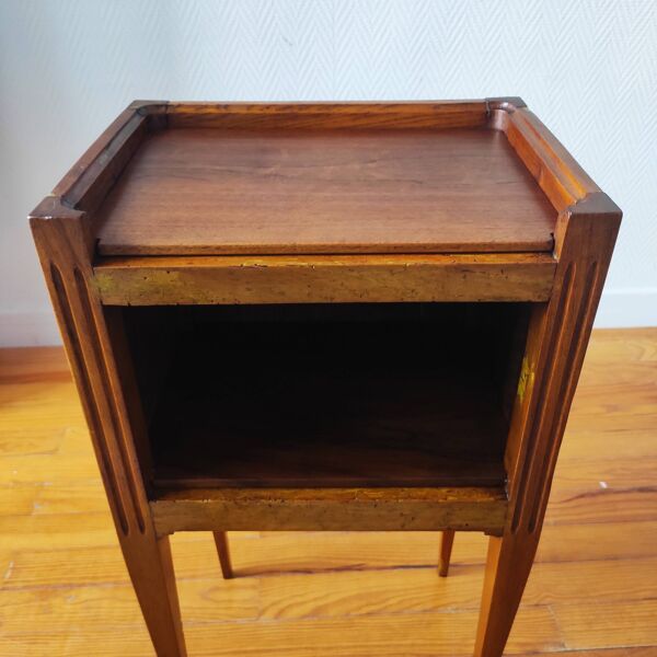 Chevet ancien en noyer style directoire