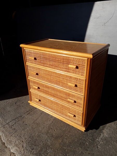 Commode en rotin époque 1970
