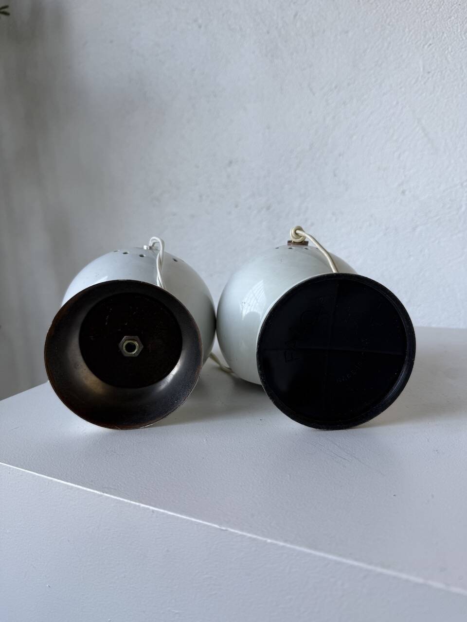 Paire de lampes « eyeball » années 80